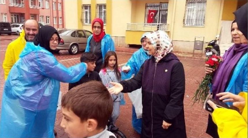 Ak Parti Se&ccedil;im &Ccedil;alışmarına Devam Ediyor