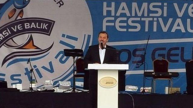 Esenyurt’taki Hamsi Balık Festivali’nde 20 Ton Hamsi İkram Edildi