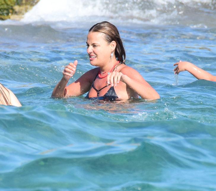 Seda Güven'den plaj keyfi  G2