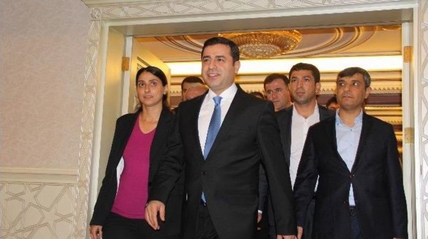 Hdp Eş Genel Başkanı Demirtaş Diyarbakır&rsquo;da
