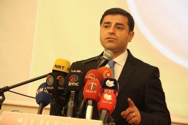 Hdp Eş Genel Başkanı Demirtaş Diyarbakır’da