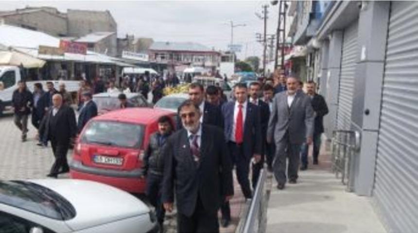 Saadet Partisinden Erciş&rsquo;e &Ccedil;ıkarma