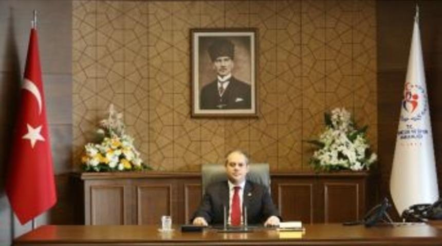 Bakan Kılı&ccedil;&rsquo;tan Milli Ok&ccedil;u Demir Elmaağa&ccedil;lı&rsquo;ya Tebrik