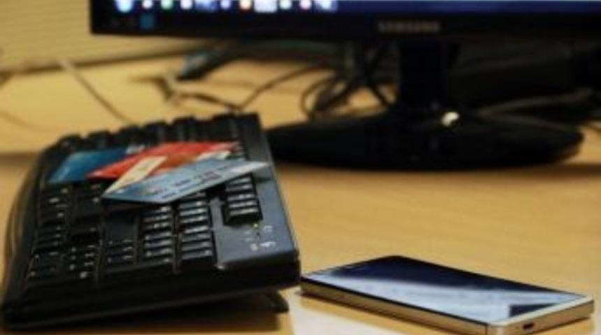 Dolandırıcılardan Yeni Y&ouml;ntemle Milyonluk Vurgun