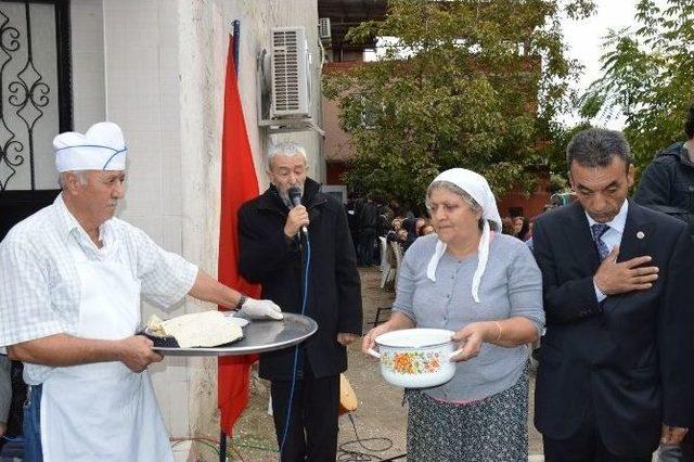 Manisalı Aleviler Protokolle Birlikte Oruç Açtı