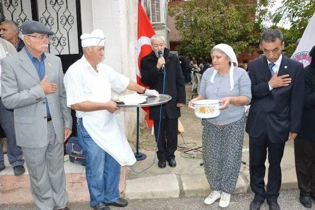 Manisalı Aleviler Protokolle Birlikte Oruç Açtı