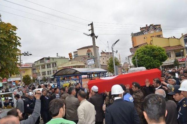 Şehit Polis Son Yolculuğuna Uğurlandı