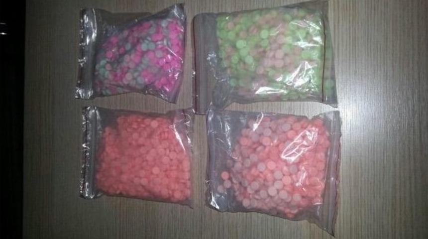 Şanlıurfa&rsquo;da 1980 Adet Uyuşturucu Hap Ele Ge&ccedil;irildi