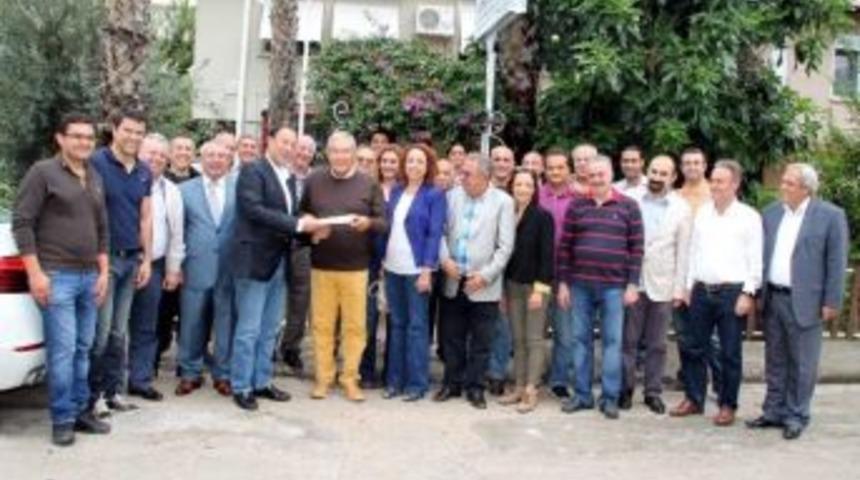 Chp&rsquo;li Baykal: "turizm Nezle Olursa &Uuml;lke Ekonomisi Zat&uuml;rre Olur"