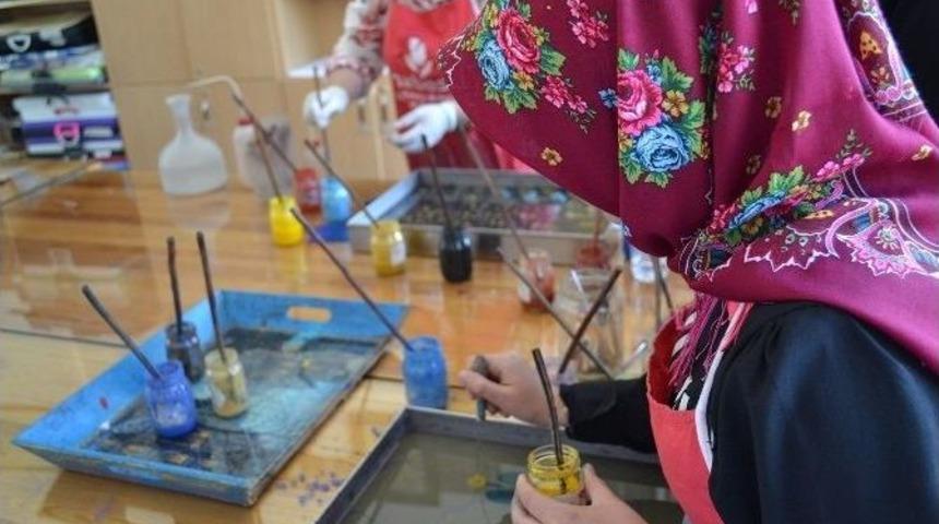 Kursiyerlerden B&uuml;y&uuml;kşehir Belediyesi&rsquo;ne &Ouml;vg&uuml;