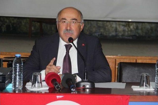 Elazığ&rsquo;da Ortadoğu Meselesi Ve T&uuml;rkiye&rsquo;nin Geleceği Paneli 1