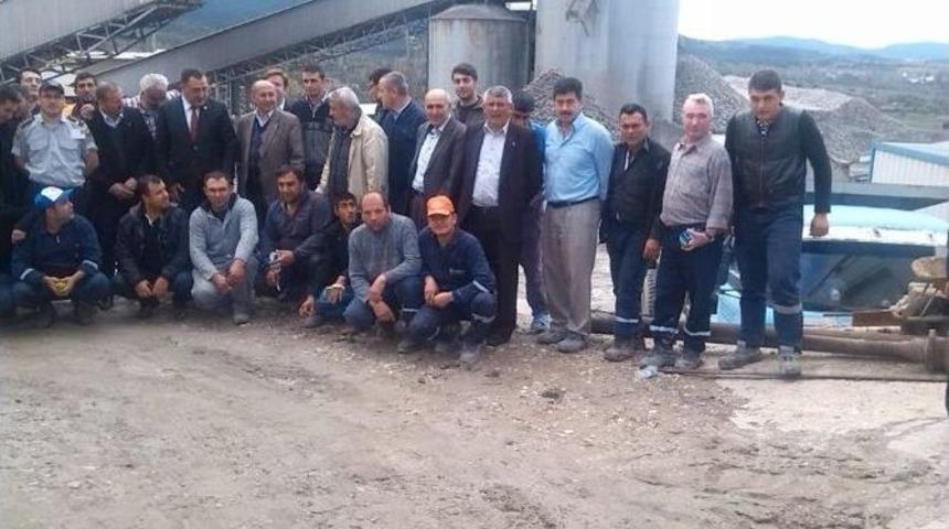 Ak Parti K&uuml;tahya Milletvekili Adayı Nazlı&rsquo;nın Hisarcık Ziyareti