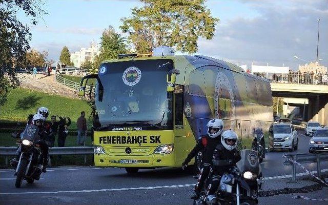 Fenerbahçe, Şükrü Saraçoğlu’na Geldi