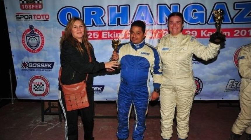 Gece Rallisi Nefes Kesti