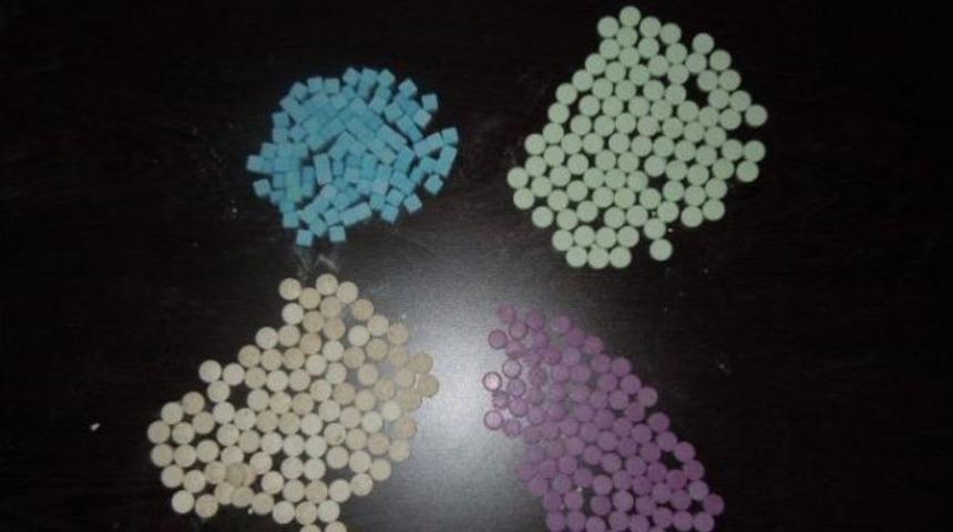 Denizli&rsquo;de 400 Ecstasy Hap Ele Ge&ccedil;irildi