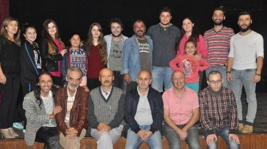 Bulancak Tiyatrosu Perde A&ccedil;maya Hazırlanıyor