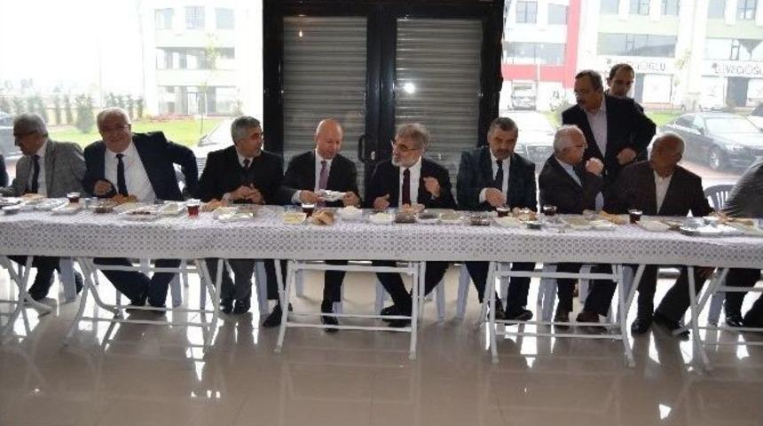 Enerji Ve Tabii Kaynaklar Eski Bakanı Taner Yıldız: