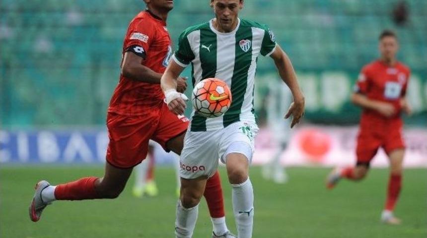 Josue, Kayıpları Oynuyor