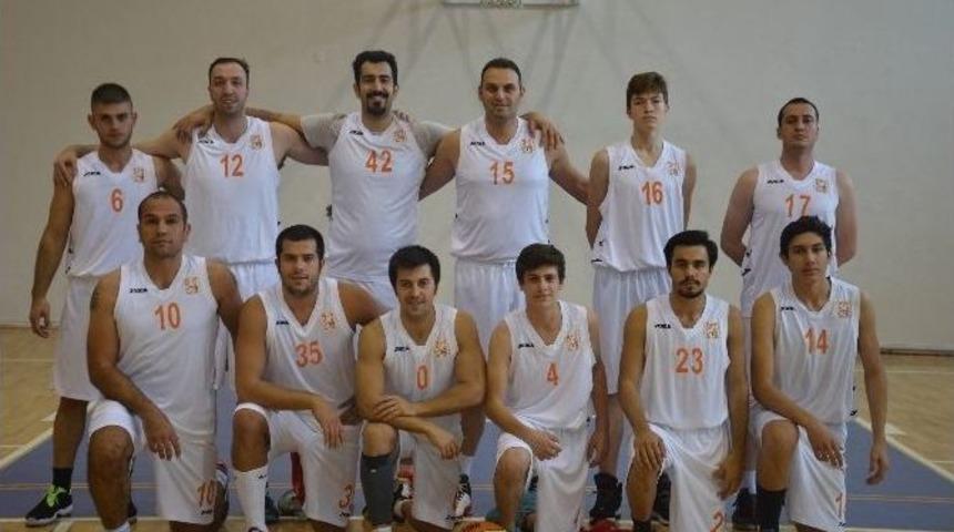 Bilecik Belediyespor Basketbol Takımı 3&rsquo;&uuml;nc&uuml; Hazırlık Ma&ccedil;ında Mağlubiyet İle Tanıştı