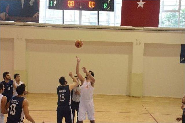 Bilecik Belediyespor Basketbol Takımı 3’üncü Hazırlık Maçında Mağlubiyet İle Tanıştı