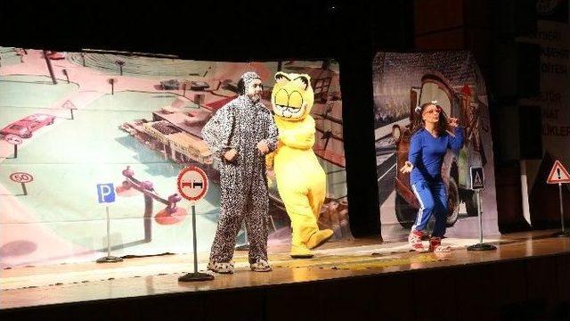 Büyükşehirle Eğlenerek Öğrendiler