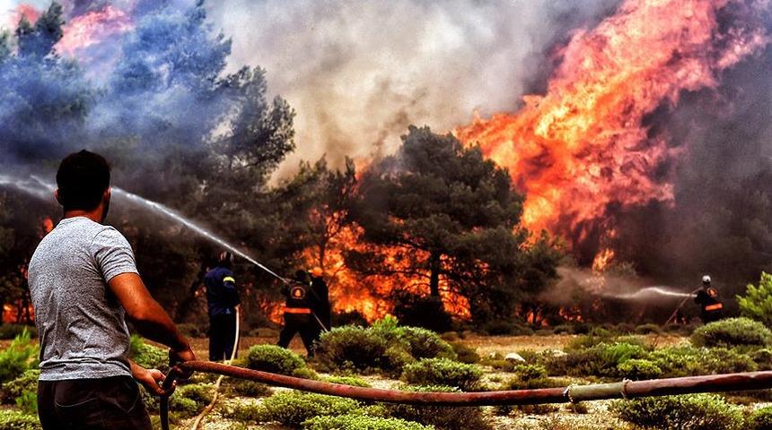 Yunanistan'daki yangın faciası ardında komplo teorileri bıraktı