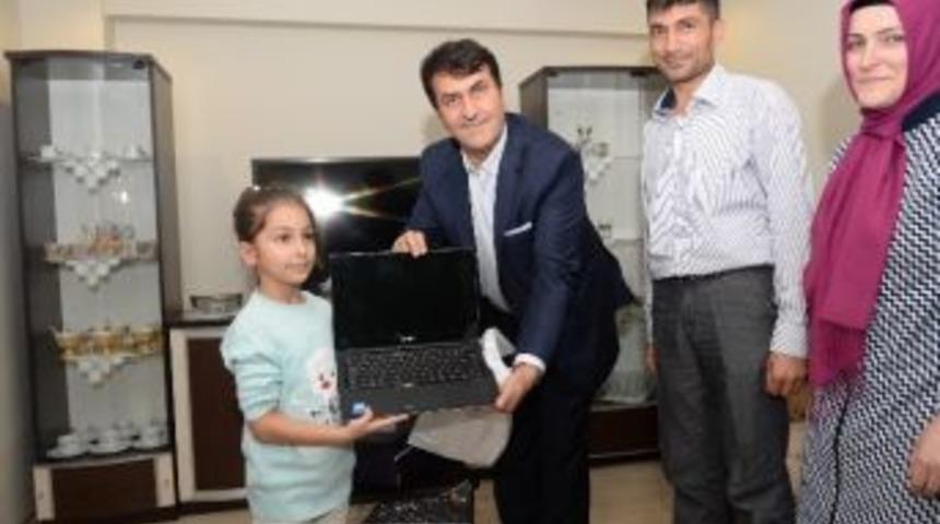 &rsquo;belediyem Benimle&rsquo; Ekibi G&ouml;n&uuml;lleri Fethediyor