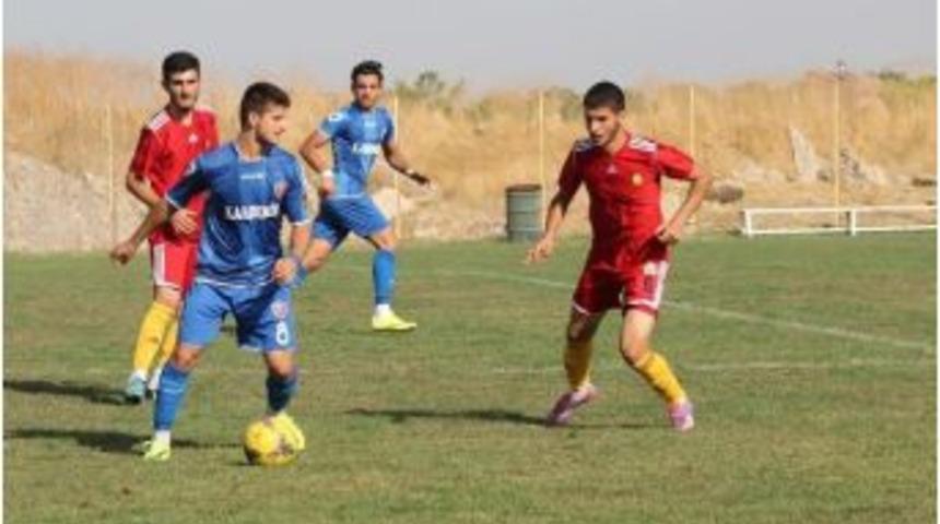 Yeni Malatyaspor U-21 Takımı Denizli&rsquo;den 1 Puanla D&ouml;nd&uuml;