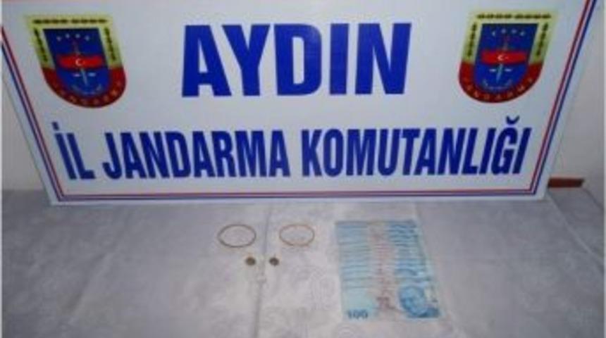 Kız Arkadaşının Evinden Hırsızlık Yaptı