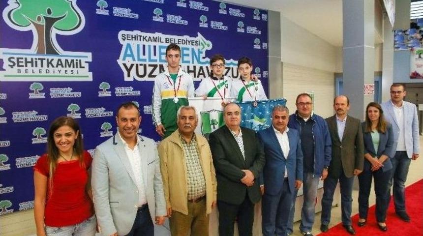 Şehitkamil&rsquo;de Cumhuriyet Kupası Y&uuml;zme Heyecanı