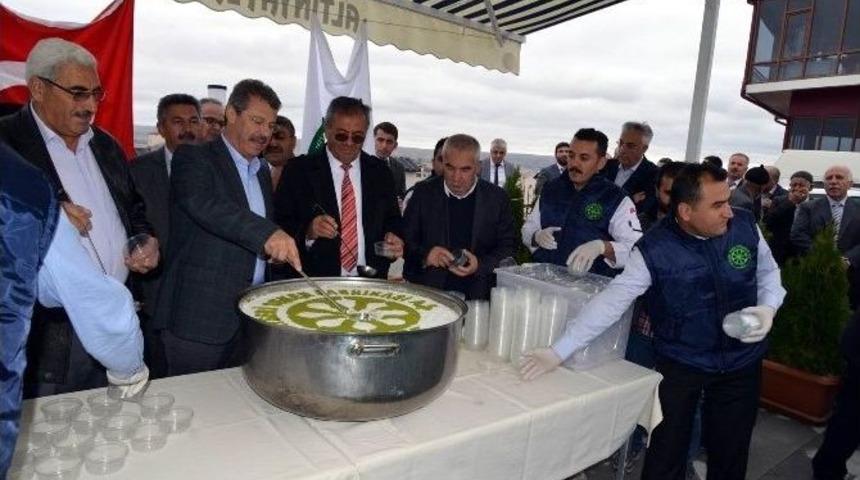 Kayseri Şeker Aşure Kervanı Tonus Kalesi&rsquo;nde