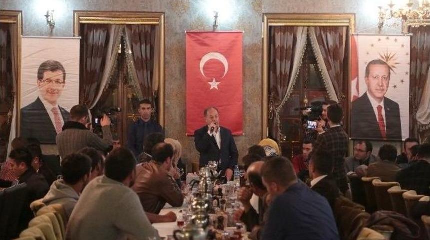 Erzurum&rsquo;da Merkez Parti&rsquo;den Ak Partiye Katılım