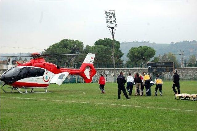 Maç Oynanırken, Sahaya Helikopter İnerse...