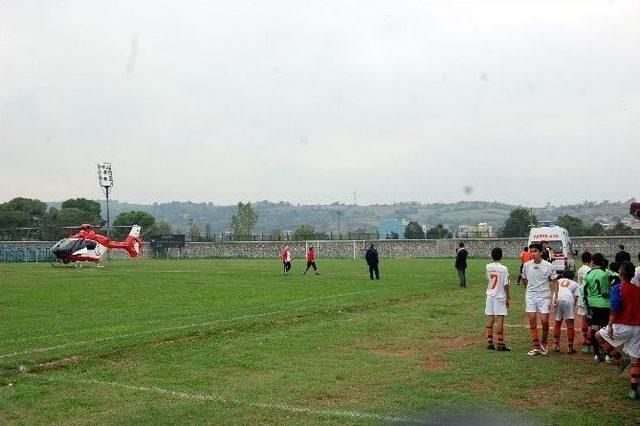 Maç Oynanırken, Sahaya Helikopter İnerse...