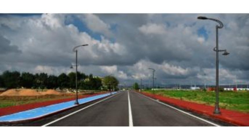 Kartepe Moda Sokak &Uuml;zerindeki &Ccedil;izgi &Ccedil;alışmaları Tamamladı