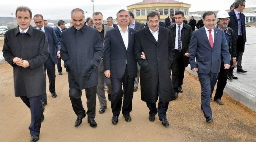 Tbmm Başkanı Yılmaz: &ldquo;partiler Kırmızı &Ccedil;izgilerinden Vazge&ccedil;emedi&rdquo;