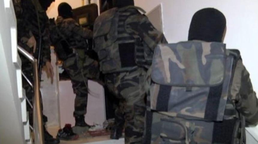 Elazığ&rsquo;da Ter&ouml;r &Ouml;rg&uuml;t&uuml;ne Darbe: 13 G&ouml;zaltı