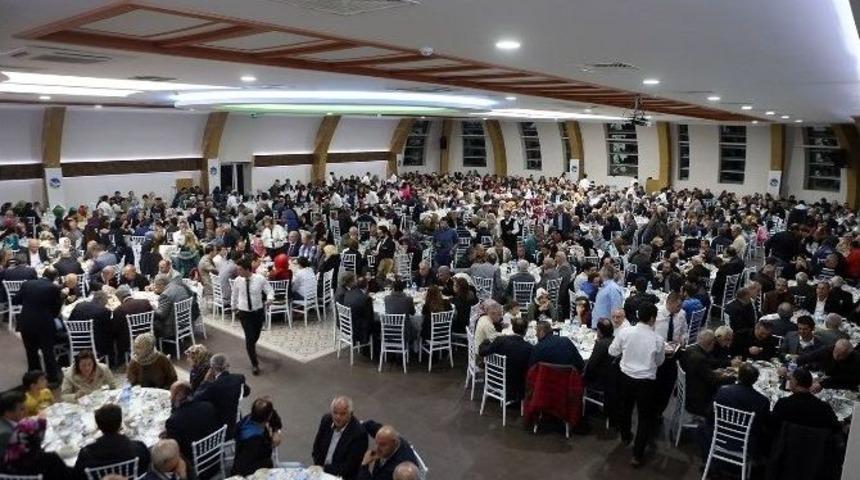 Başkan To&ccedil;oğlu Balkan G&ouml;&ccedil;menleriyle Buluştu