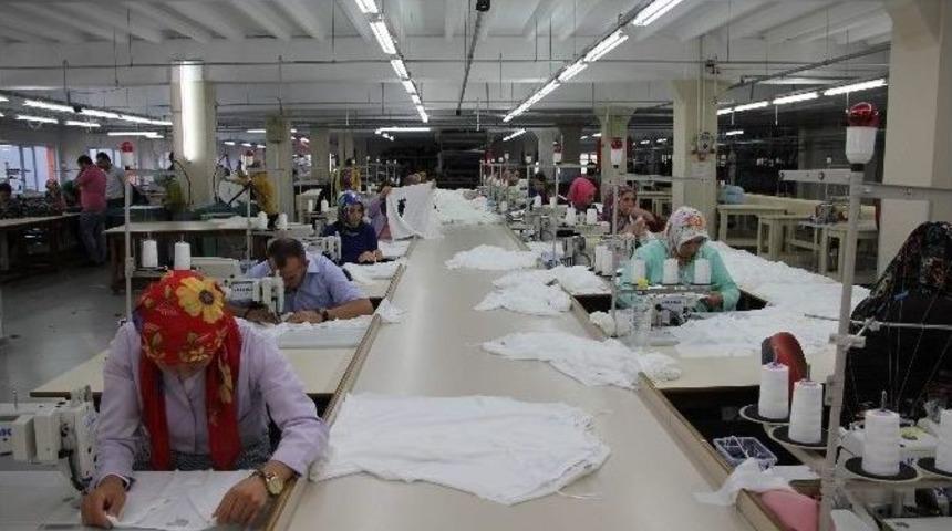 &Ccedil;alıştıracak Tekstil İş&ccedil;isi Bulamıyorlar