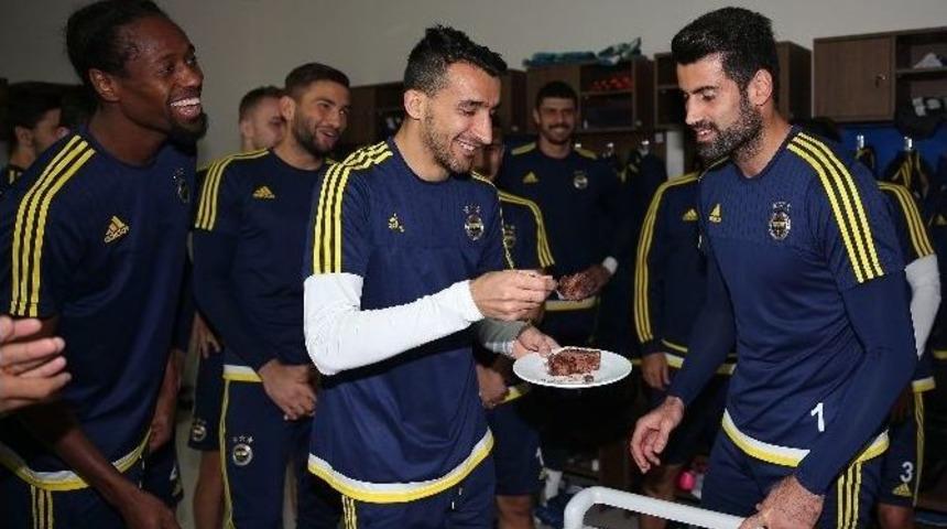 Volkan Demirel&rsquo;e S&uuml;rpriz Doğum G&uuml;n&uuml;