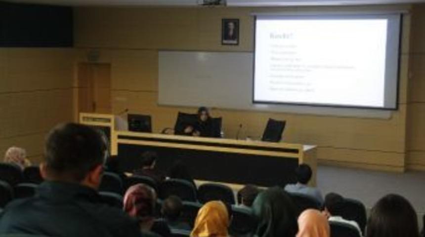 Sa&uuml;&rsquo;de &ldquo;inan&ccedil; Ve Başarı&rdquo; S&ouml;yleşisi D&uuml;zenlendi