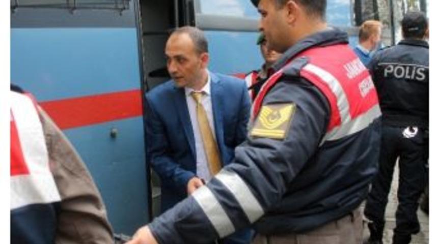 Y&uuml;ksek Sesle M&uuml;zik Dinleyen Komşusunu Vuran Sanık Tahliye Oldu