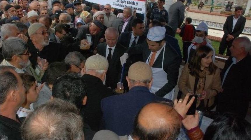 Tokat&rsquo;ta 15 Bin Kişilik Aşure İkramı