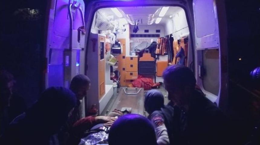 &Ccedil;arşamba&rsquo;da Trafik Kazası: 3 Yaralı