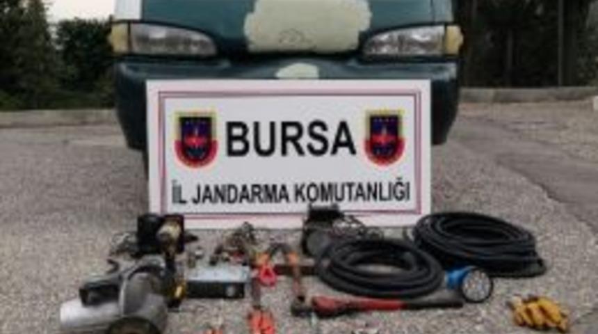 Jandarmadan Mazot Hırsızlarına Baskın