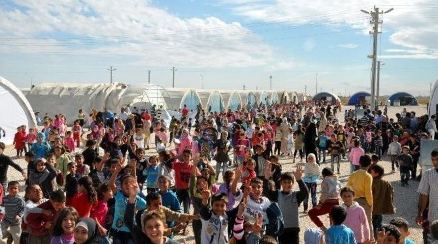 &Ccedil;adır Kentte 8 Bin &Ouml;ğrenci Eğitim G&ouml;r&uuml;yor