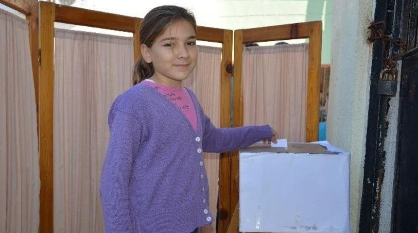 Minik &Ouml;ğrenciler Se&ccedil;imini Yaptı