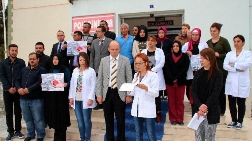 Sağlık Çalışanlarından Teröre Protesto