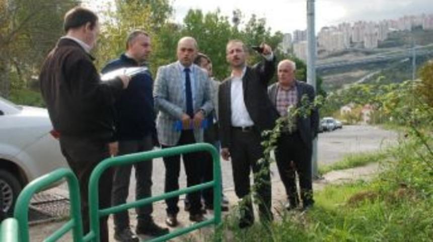 İzmit Belediyesi Mahalle Turları Devam Ediyor