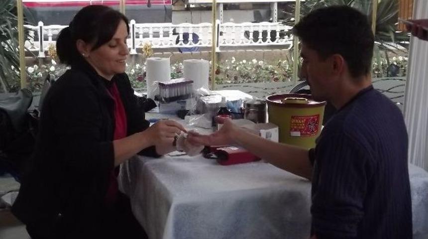 &Ccedil;an&rsquo;da Kızılay&rsquo;a 38 &Uuml;nite Kan Bağışladılar